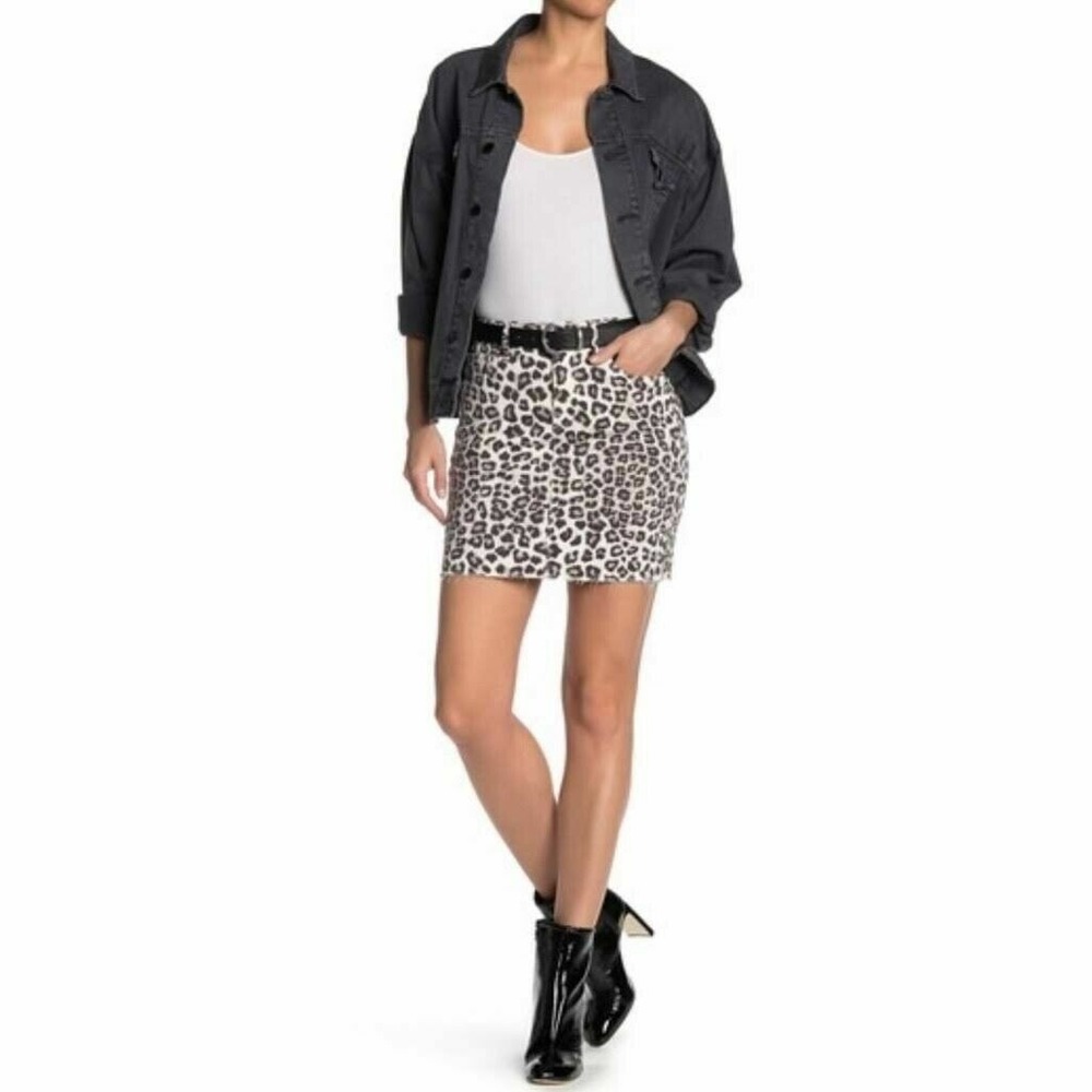 GOOD AMERICAN Size 0 Leopard Print Raw Edge Mini Skirt New RT $129.00
